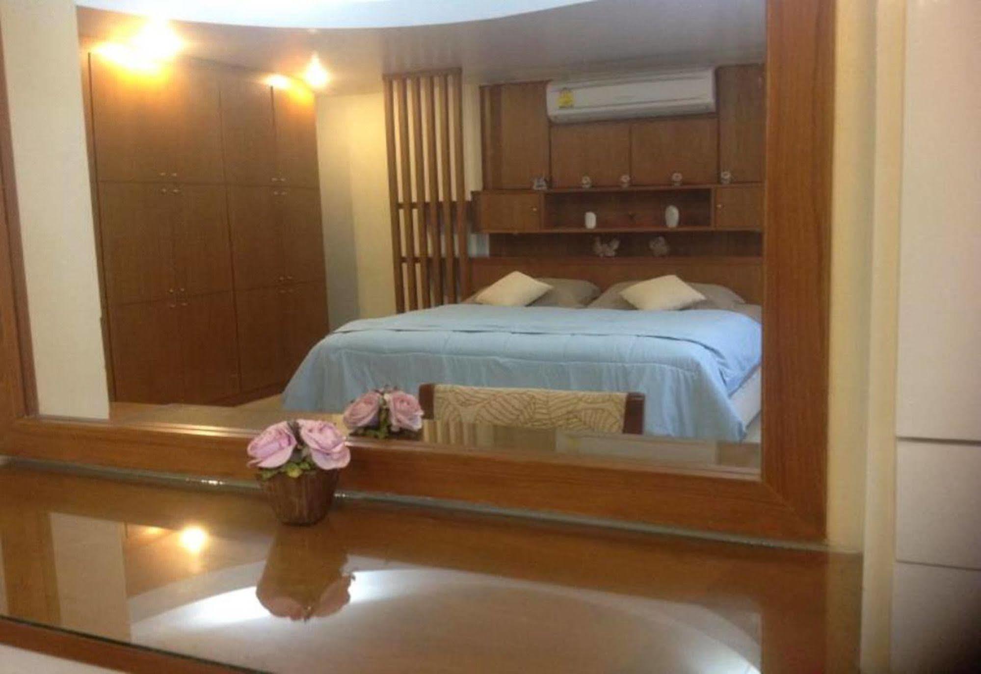 鲁高民宿 Nai Harn 外观 照片